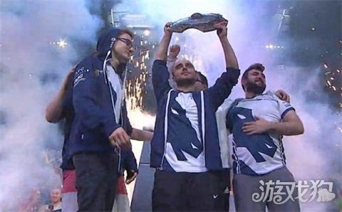 段的干预 段的干预