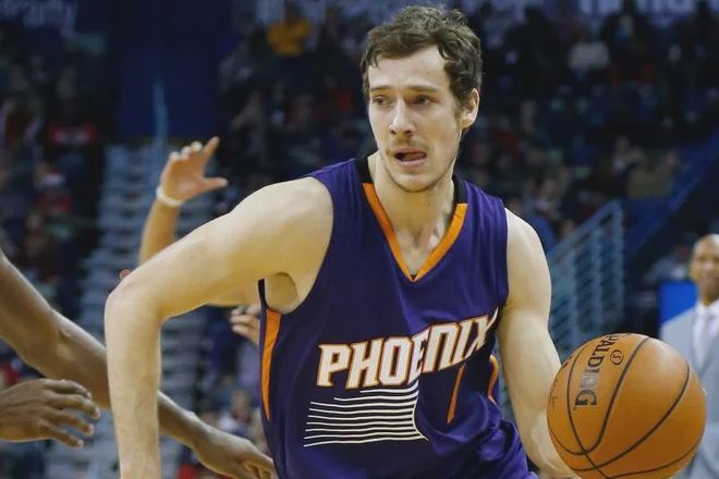 赛中走得更 赛中走得更