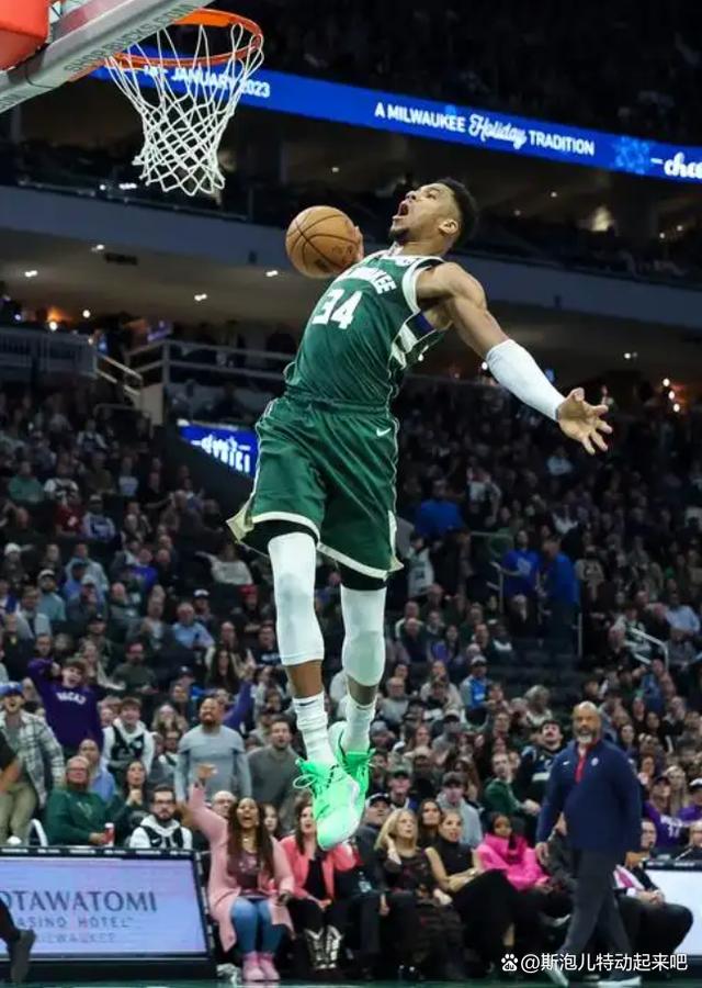 13359